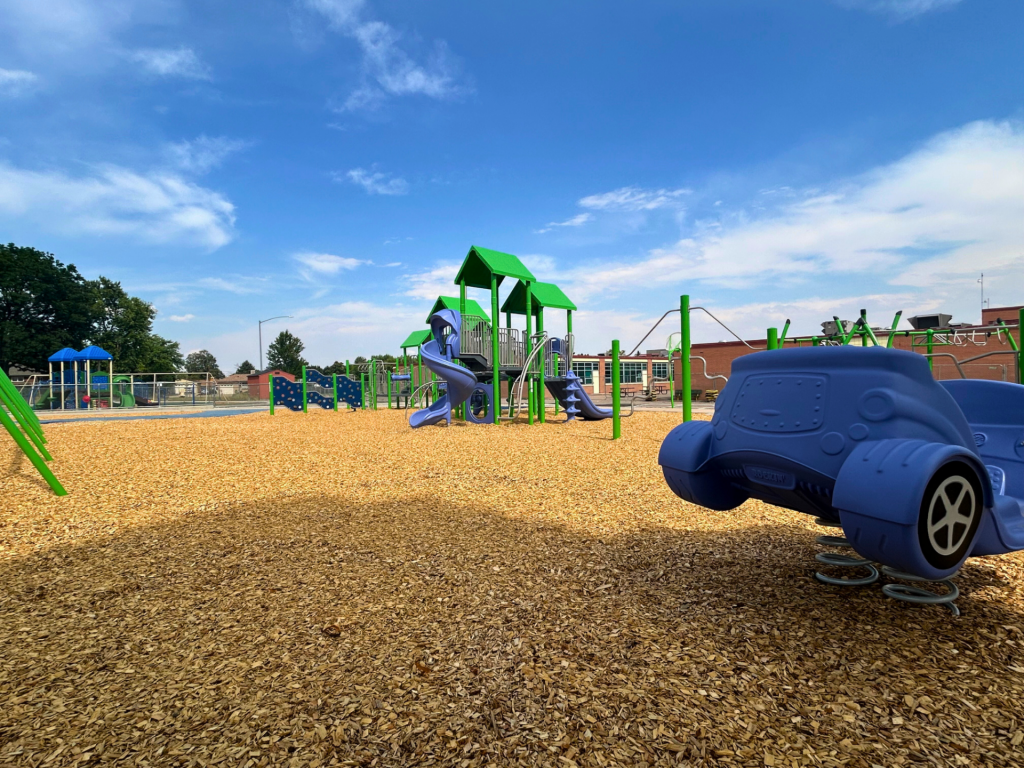 Leroy-ES-7.png#asset:14901