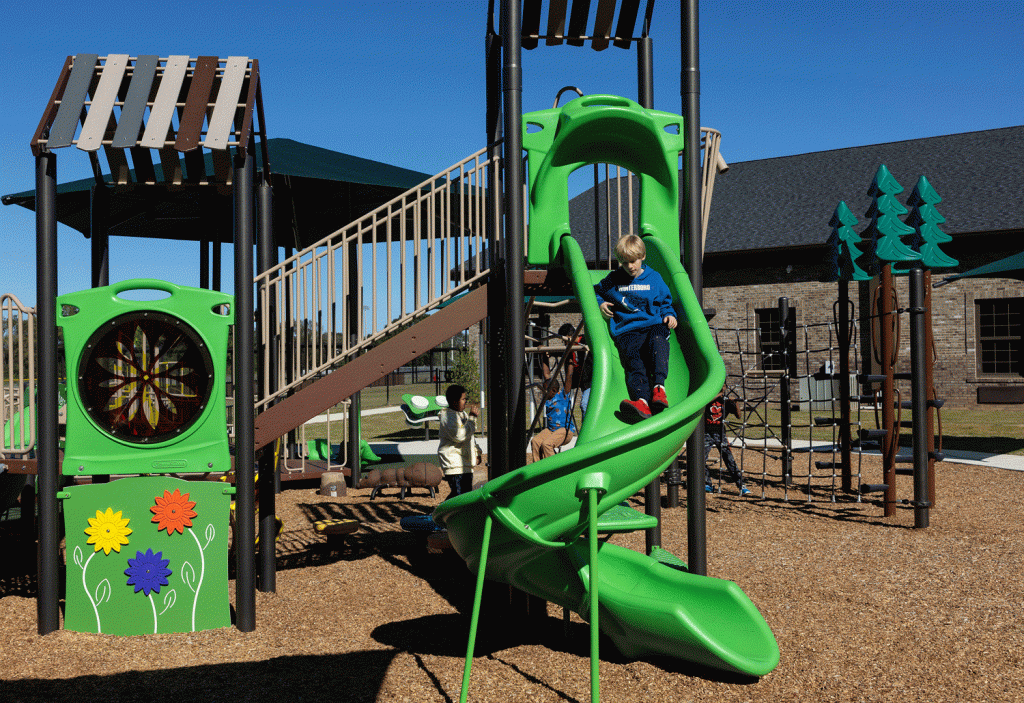 7-GameTime_Sycamore_Elementary_059.gif#asset:14954