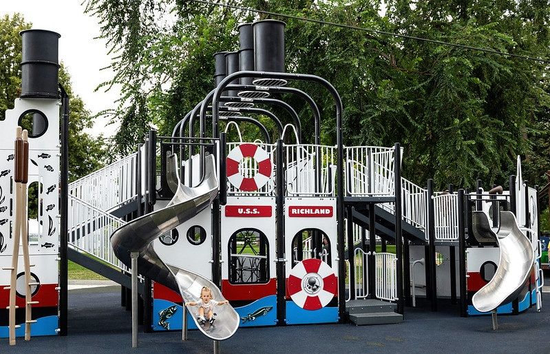 USS-Richland-Amon.jpg#asset:14851