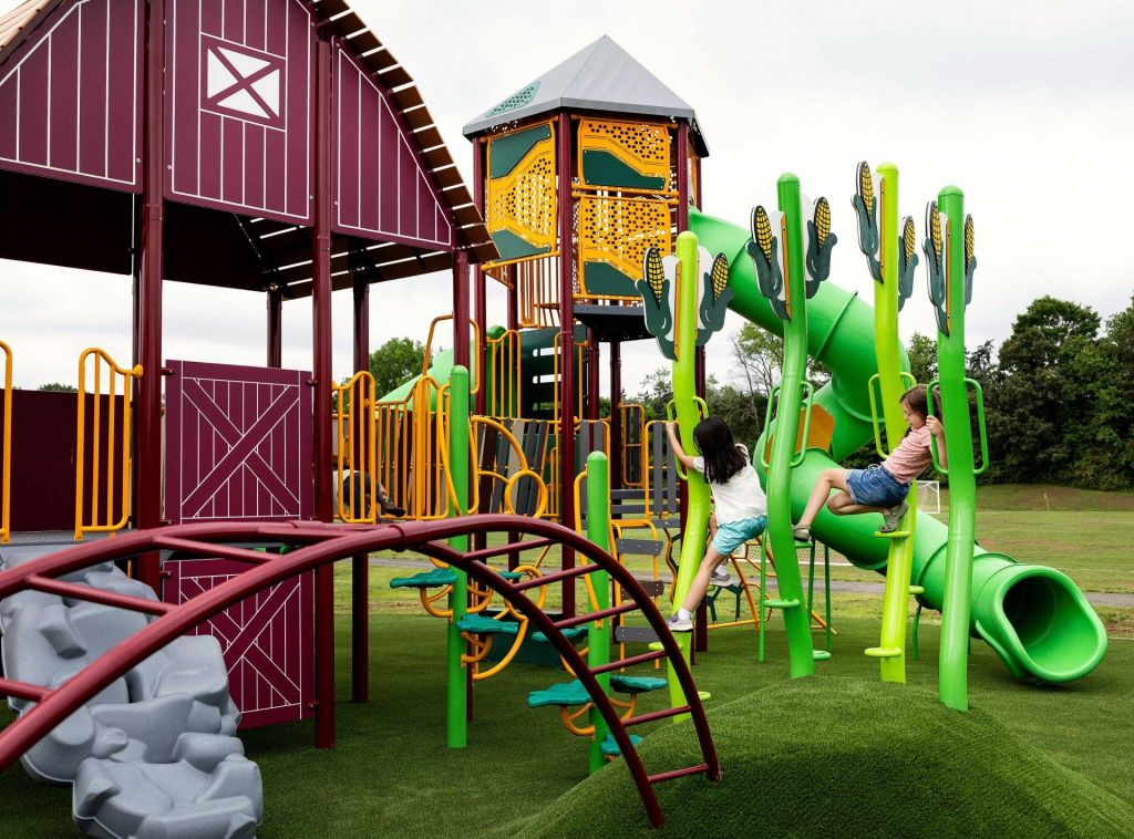 gametime-jesse-helms-park-playground_54599955831_o_250707_130055.jpg#asset:14380