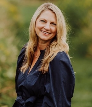 Diane Sinclair profile